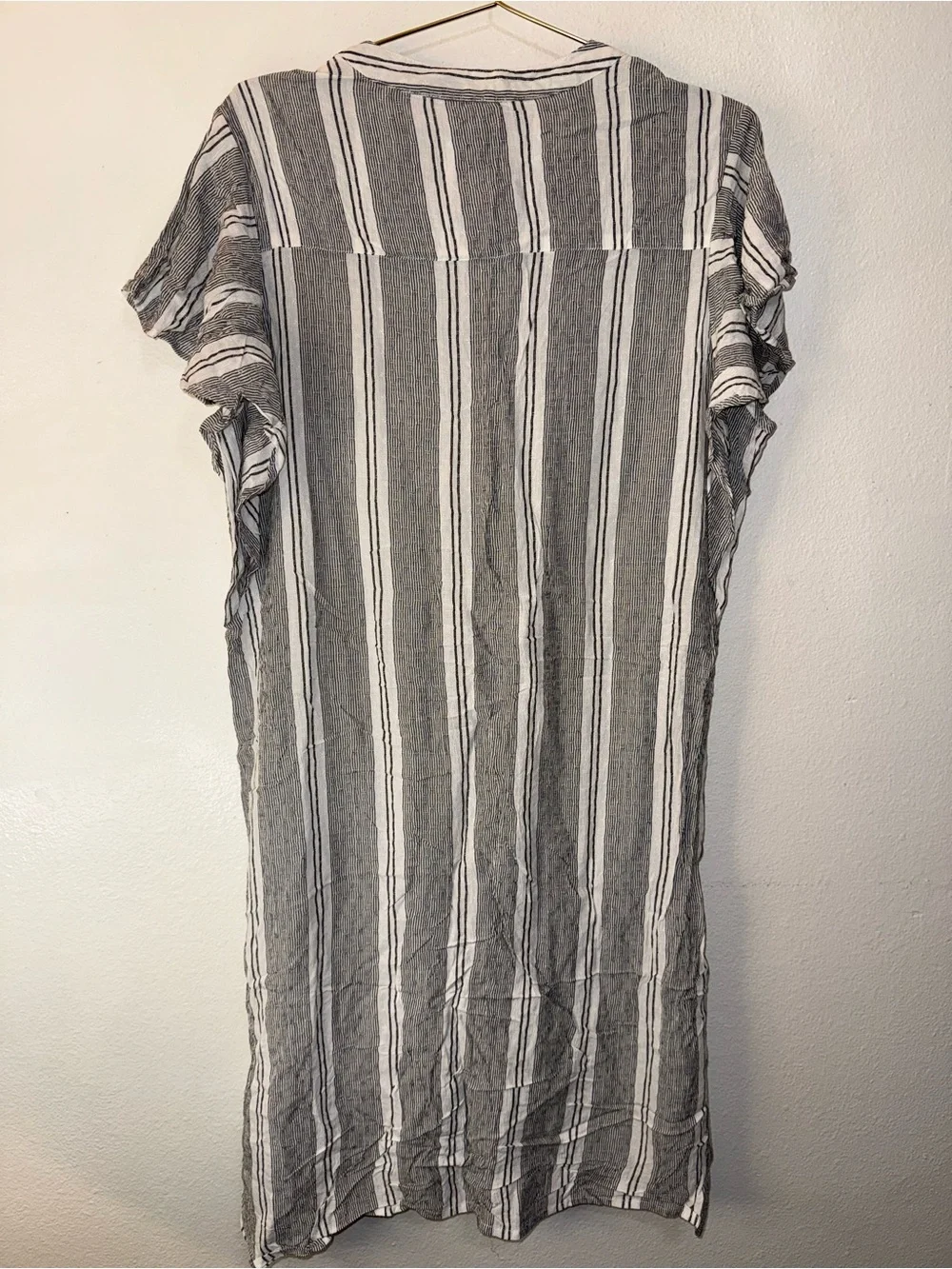 En Creme Striped Button-Front Viscose Dress - Gray & White - Picture 3 of 4